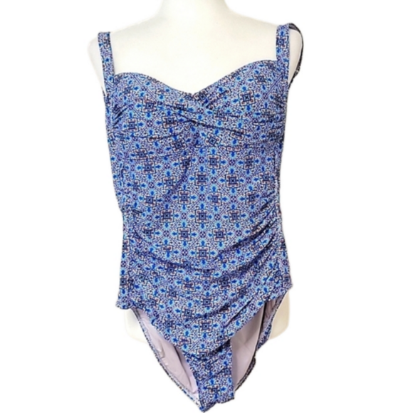 niptuck Other - Niptuck swimsuit size 12